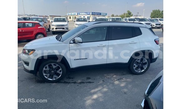 Acheter Import Voiture Jeep Compass Blanc à Import - Dubai, Zambie Acheter Import Voiture Jeep Compass Blanc à Import - Dubai, Zambie