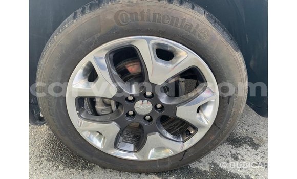 Acheter Import Voiture Jeep Compass Blanc à Import - Dubai, Zambie Acheter Import Voiture Jeep Compass Blanc à Import - Dubai, Zambie