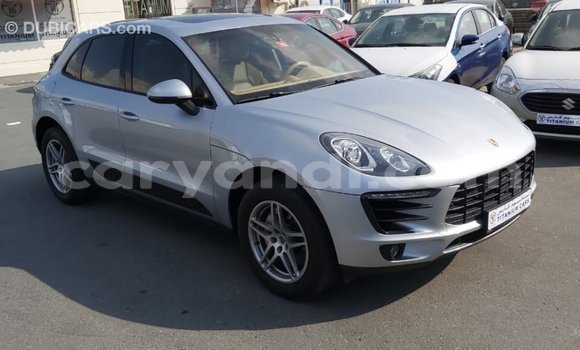 Acheter Import Voiture Porsche Macan Autre à Import - Dubai, Zambie Acheter Import Voiture Porsche Macan Autre à Import - Dubai, Zambie