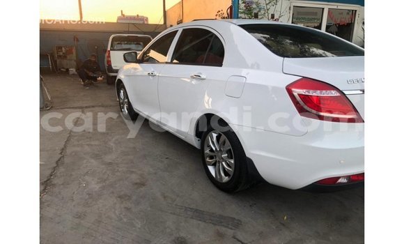 Acheter Import Voiture Geely Emgrand 7 Blanc à Import - Dubai, Zambie Acheter Import Voiture Geely Emgrand 7 Blanc à Import - Dubai, Zambie