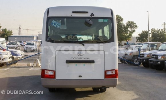 Acheter Import Voiture Toyota Coaster Blanc à Import - Dubai, Zambie Acheter Import Voiture Toyota Coaster Blanc à Import - Dubai, Zambie