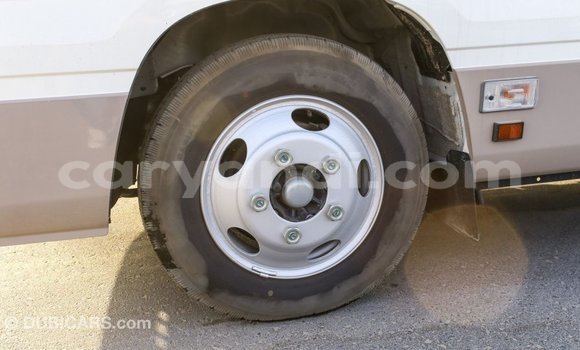 Acheter Import Voiture Toyota Coaster Blanc à Import - Dubai, Zambie Acheter Import Voiture Toyota Coaster Blanc à Import - Dubai, Zambie