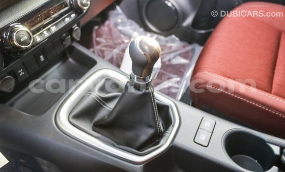 Acheter Import Voiture Toyota Hilux Blanc à Import - Dubai, Zambie Acheter Import Voiture Toyota Hilux Blanc à Import - Dubai, Zambie