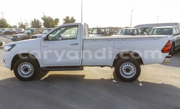 Acheter Import Voiture Toyota Hilux Blanc à Import - Dubai, Zambie Acheter Import Voiture Toyota Hilux Blanc à Import - Dubai, Zambie