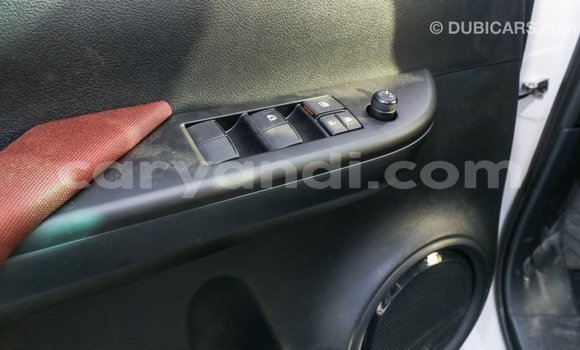 Acheter Import Voiture Toyota Hilux Blanc à Import - Dubai, Zambie Acheter Import Voiture Toyota Hilux Blanc à Import - Dubai, Zambie