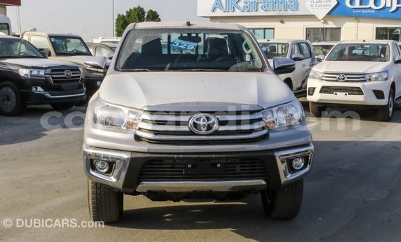 Acheter Import Voiture Toyota Hilux Autre à Import - Dubai, Zambie Acheter Import Voiture Toyota Hilux Autre à Import - Dubai, Zambie