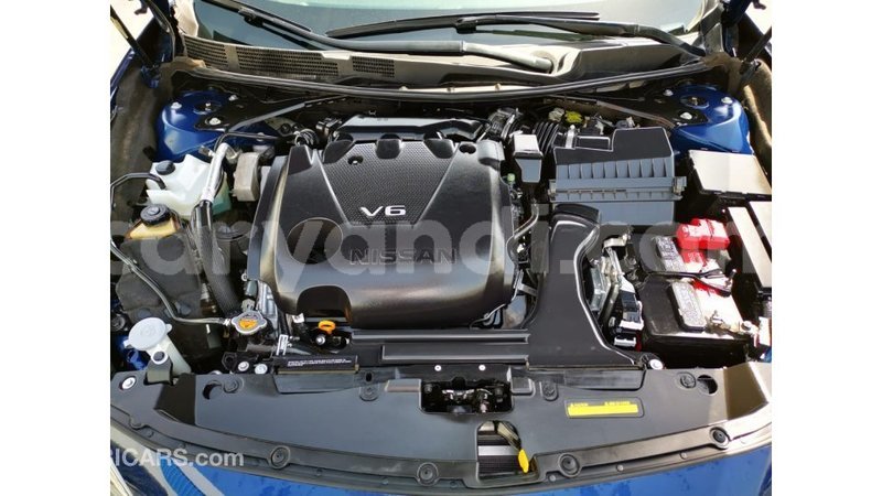 Big with watermark nissan maxima zambia import dubai 11069