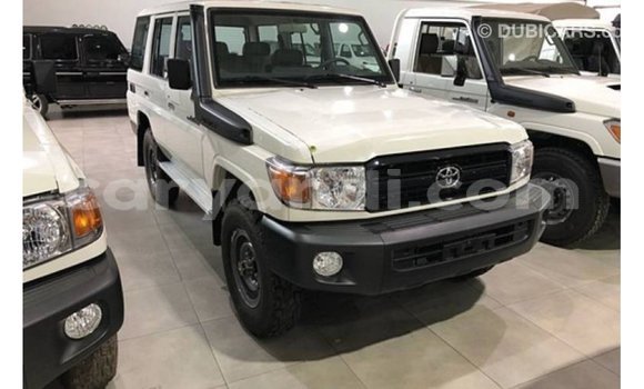 Buy Import Toyota Land Cruiser White Car in Import - Dubai in Zambia Buy Import Toyota Land Cruiser White Car in Import - Dubai in Zambia