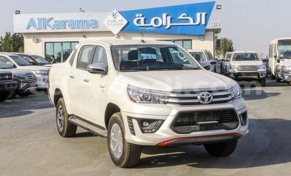 Acheter Import Voiture Toyota Hilux Blanc à Import - Dubai, Zambie Acheter Import Voiture Toyota Hilux Blanc à Import - Dubai, Zambie