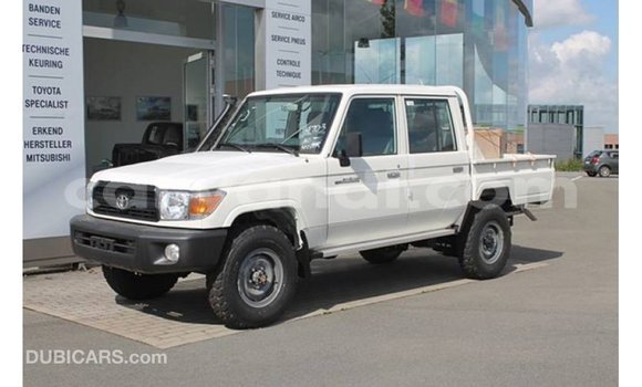 Buy Import Toyota Land Cruiser White Car in Import - Dubai in Zambia Buy Import Toyota Land Cruiser White Car in Import - Dubai in Zambia