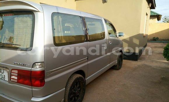 Tenga Tsaru Toyota Hiace Sirivha Mota in Chipata in Zambia Tenga Tsaru Toyota Hiace Sirivha Mota in Chipata in Zambia