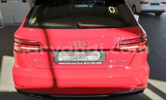 Nunua Ilio tumika Audi A3 Nyekundu Gari ndani ya Chinsali nchini Kaskazini Nunua Ilio tumika Audi A3 Nyekundu Gari ndani ya Chinsali nchini Kaskazini