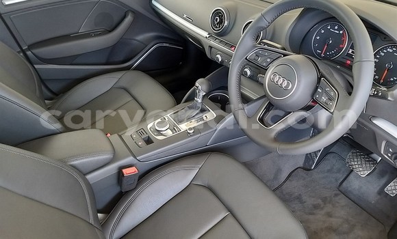 Nunua Ilio tumika Audi A3 Nyekundu Gari ndani ya Chinsali nchini Kaskazini Nunua Ilio tumika Audi A3 Nyekundu Gari ndani ya Chinsali nchini Kaskazini