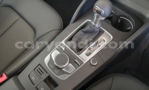 Nunua Ilio tumika Audi A3 Nyekundu Gari ndani ya Chinsali nchini Kaskazini Nunua Ilio tumika Audi A3 Nyekundu Gari ndani ya Chinsali nchini Kaskazini