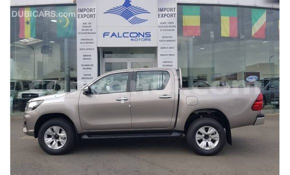 Buy Import Toyota Hilux Brown Car in Import - Dubai in Zambia Buy Import Toyota Hilux Brown Car in Import - Dubai in Zambia