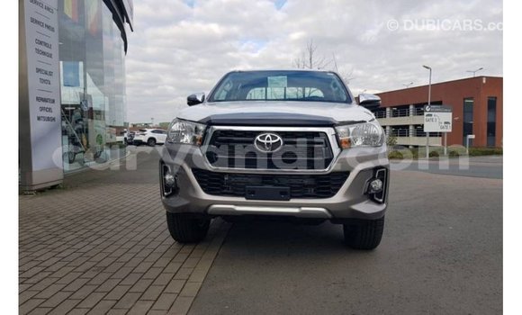 Buy Import Toyota Hilux Brown Car in Import - Dubai in Zambia Buy Import Toyota Hilux Brown Car in Import - Dubai in Zambia