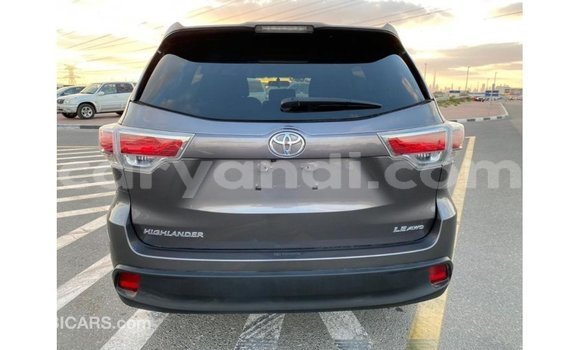 Tenga Imported Toyota Highlander Zvimwe Mota in Import - Dubai in Zambia Tenga Imported Toyota Highlander Zvimwe Mota in Import - Dubai in Zambia