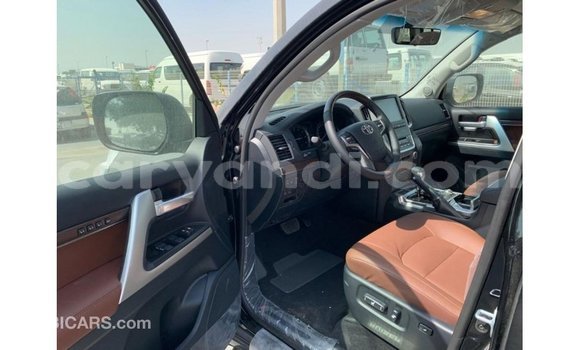 Buy Import Toyota Land Cruiser Black Car in Import - Dubai in Zambia Buy Import Toyota Land Cruiser Black Car in Import - Dubai in Zambia