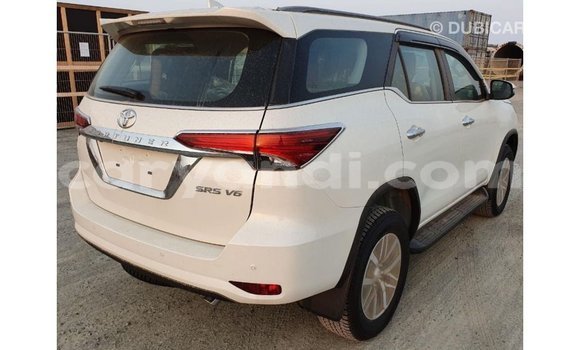 Buy Import Toyota Fortuner White Car in Import - Dubai in Zambia Buy Import Toyota Fortuner White Car in Import - Dubai in Zambia