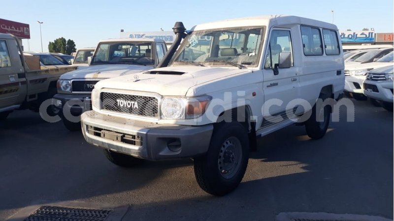 Big with watermark toyota land cruiser zambia import dubai 11134