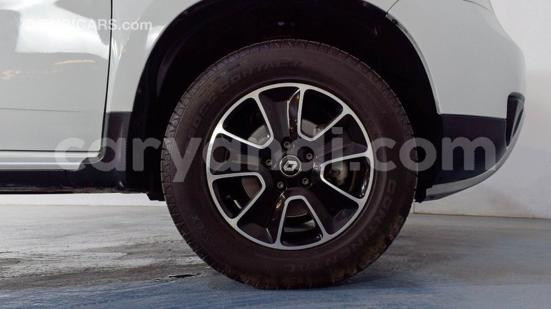 Big with watermark renault duster zambia import dubai 11135