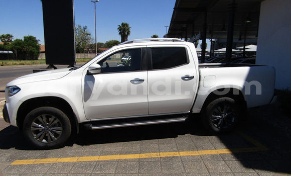 Acheter Occasion Voiture Mercedes‒Benz X-klasse Concept Blanc à Chingola, Zambie Acheter Occasion Voiture Mercedes‒Benz X-klasse Concept Blanc à Chingola, Zambie