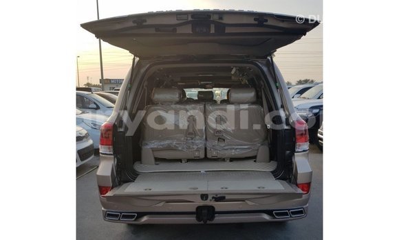 Acheter Import Voiture Toyota Land Cruiser Autre à Import - Dubai, Zambie Acheter Import Voiture Toyota Land Cruiser Autre à Import - Dubai, Zambie