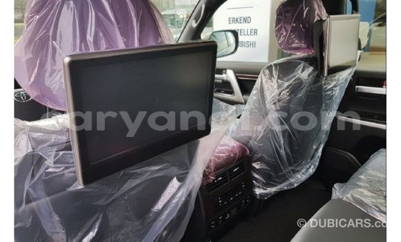 Acheter Import Voiture Toyota Land Cruiser Noir à Import - Dubai, Zambie Acheter Import Voiture Toyota Land Cruiser Noir à Import - Dubai, Zambie