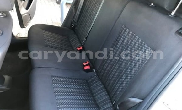 Acheter Occasion Voiture Volkswagen Polo Blanc à Lusaka, Zambie Acheter Occasion Voiture Volkswagen Polo Blanc à Lusaka, Zambie