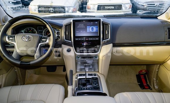 Acheter Import Voiture Toyota Land Cruiser Noir à Import - Dubai, Zambie Acheter Import Voiture Toyota Land Cruiser Noir à Import - Dubai, Zambie