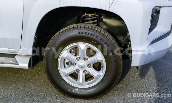 Acheter Import Voiture Mitsubishi L200 Blanc à Import - Dubai, Zambie Acheter Import Voiture Mitsubishi L200 Blanc à Import - Dubai, Zambie