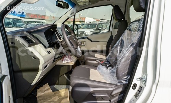 Acheter Import Voiture Toyota Hiace Blanc à Import - Dubai, Zambie Acheter Import Voiture Toyota Hiace Blanc à Import - Dubai, Zambie
