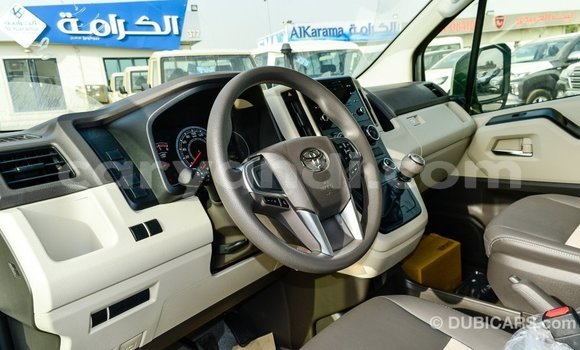 Acheter Import Voiture Toyota Hiace Blanc à Import - Dubai, Zambie Acheter Import Voiture Toyota Hiace Blanc à Import - Dubai, Zambie