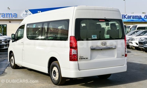 Acheter Import Voiture Toyota Hiace Blanc à Import - Dubai, Zambie Acheter Import Voiture Toyota Hiace Blanc à Import - Dubai, Zambie