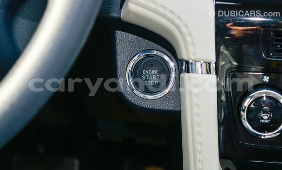 Acheter Import Voiture Toyota Rush Marron à Import - Dubai, Zambie Acheter Import Voiture Toyota Rush Marron à Import - Dubai, Zambie