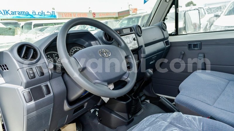 Big with watermark toyota land cruiser zambia import dubai 11227