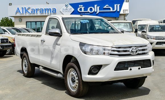 Acheter Import Voiture Toyota Hilux Blanc à Import - Dubai, Zambie Acheter Import Voiture Toyota Hilux Blanc à Import - Dubai, Zambie