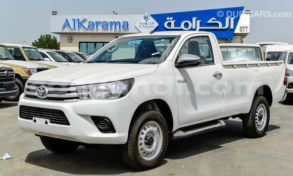 Acheter Import Voiture Toyota Hilux Blanc à Import - Dubai, Zambie Acheter Import Voiture Toyota Hilux Blanc à Import - Dubai, Zambie