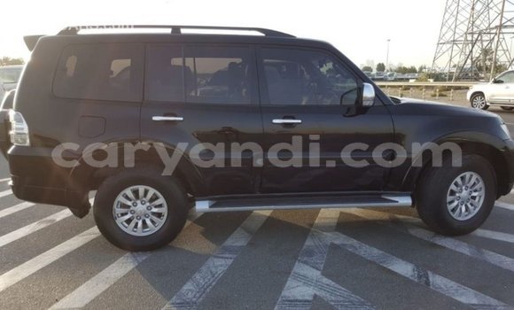 Nunua Imported Mitsubishi Pajero Nyeusi Gari ndani ya Import - Dubai nchini Zambia Nunua Imported Mitsubishi Pajero Nyeusi Gari ndani ya Import - Dubai nchini Zambia