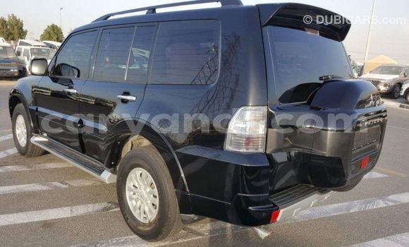 Nunua Imported Mitsubishi Pajero Nyeusi Gari ndani ya Import - Dubai nchini Zambia Nunua Imported Mitsubishi Pajero Nyeusi Gari ndani ya Import - Dubai nchini Zambia