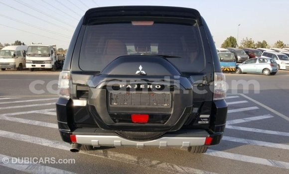 Nunua Imported Mitsubishi Pajero Nyeusi Gari ndani ya Import - Dubai nchini Zambia Nunua Imported Mitsubishi Pajero Nyeusi Gari ndani ya Import - Dubai nchini Zambia