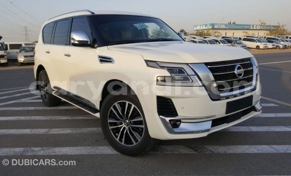 Acheter Import Voiture Nissan Patrol Blanc à Import - Dubai, Zambie Acheter Import Voiture Nissan Patrol Blanc à Import - Dubai, Zambie