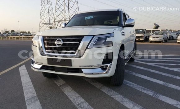 Acheter Import Voiture Nissan Patrol Blanc à Import - Dubai, Zambie Acheter Import Voiture Nissan Patrol Blanc à Import - Dubai, Zambie
