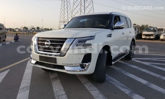 Acheter Import Voiture Nissan Patrol Blanc à Import - Dubai, Zambie Acheter Import Voiture Nissan Patrol Blanc à Import - Dubai, Zambie