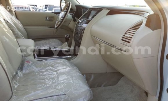 Acheter Import Voiture Nissan Patrol Blanc à Import - Dubai, Zambie Acheter Import Voiture Nissan Patrol Blanc à Import - Dubai, Zambie
