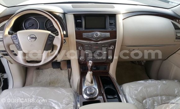 Acheter Import Voiture Nissan Patrol Blanc à Import - Dubai, Zambie Acheter Import Voiture Nissan Patrol Blanc à Import - Dubai, Zambie