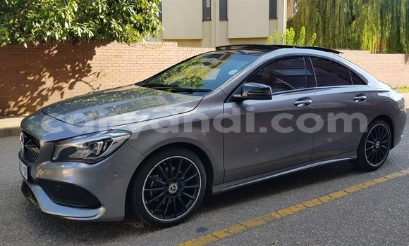 Tenga Tsaru Mercedes‒Benz CLA-klasse AMG Tsvuku Mota in Livingstone in Zambia Tenga Tsaru Mercedes‒Benz CLA-klasse AMG Tsvuku Mota in Livingstone in Zambia