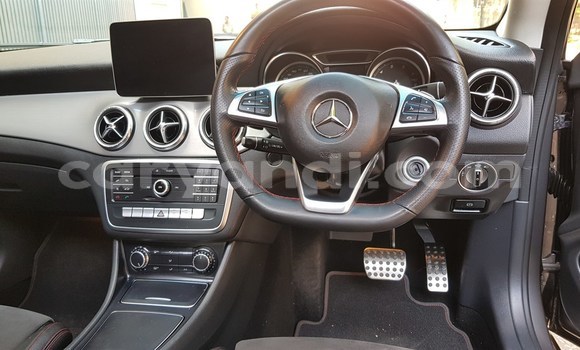 Tenga Tsaru Mercedes‒Benz CLA-klasse AMG Tsvuku Mota in Livingstone in Zambia Tenga Tsaru Mercedes‒Benz CLA-klasse AMG Tsvuku Mota in Livingstone in Zambia