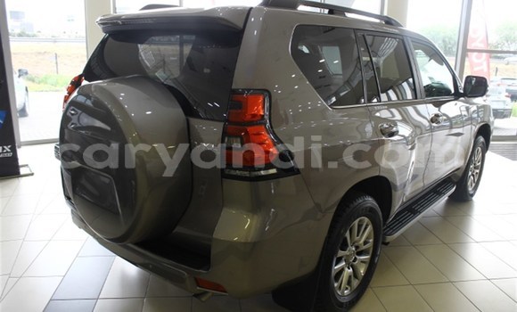 Nunua Ilio tumika Toyota Prado Nyingine Gari ndani ya Chingola nchini Zambia Nunua Ilio tumika Toyota Prado Nyingine Gari ndani ya Chingola nchini Zambia