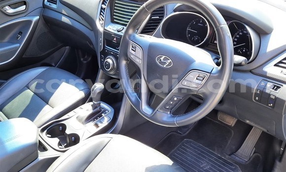 Tenga Tsaru Hyundai Santa Fe Sirivha Mota in Mumbwa in Central Tenga Tsaru Hyundai Santa Fe Sirivha Mota in Mumbwa in Central